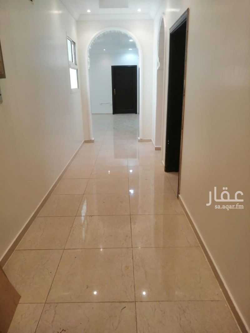 4 bedroom apartment in Prince Abdulmajeed, Jeddah 4