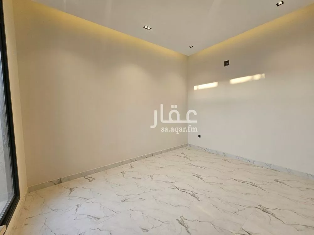 فيلا 5 غرف في النرجس 13