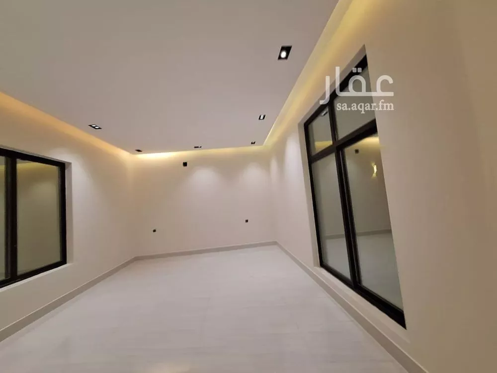 5 bedroom villa in Al Mahdiyyah 3