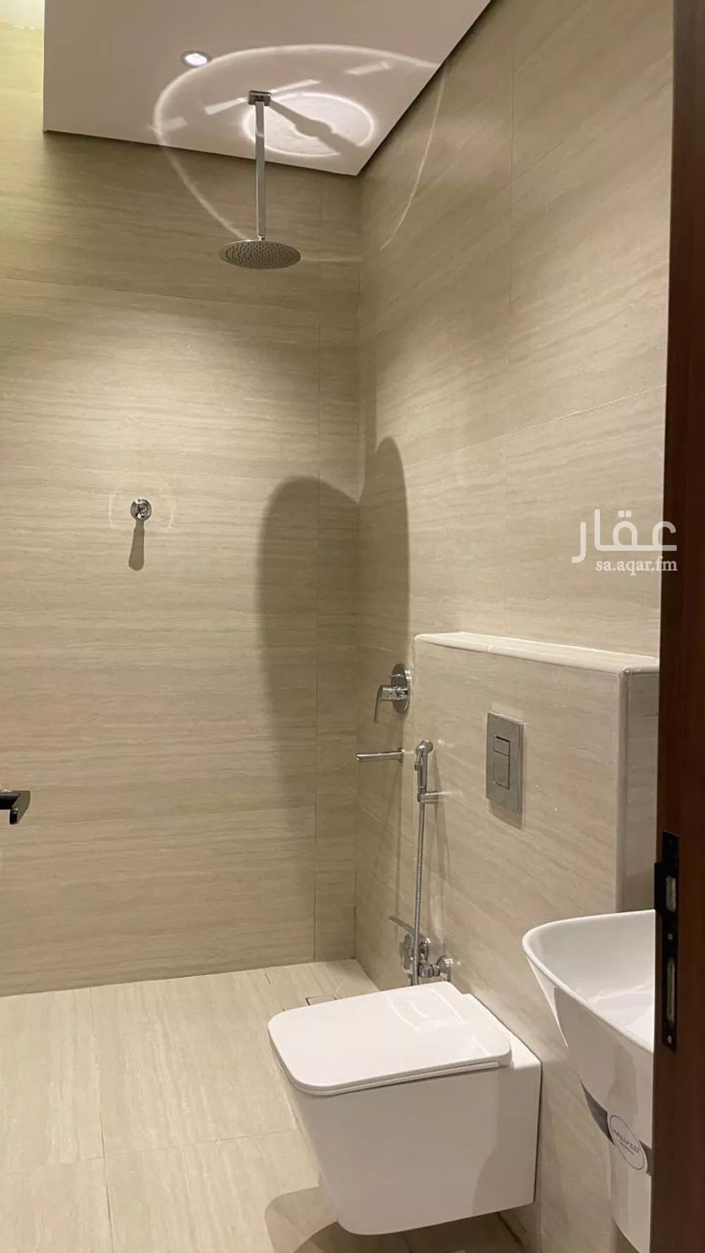 6 bedroom duplex in Al Mahdiyyah 12