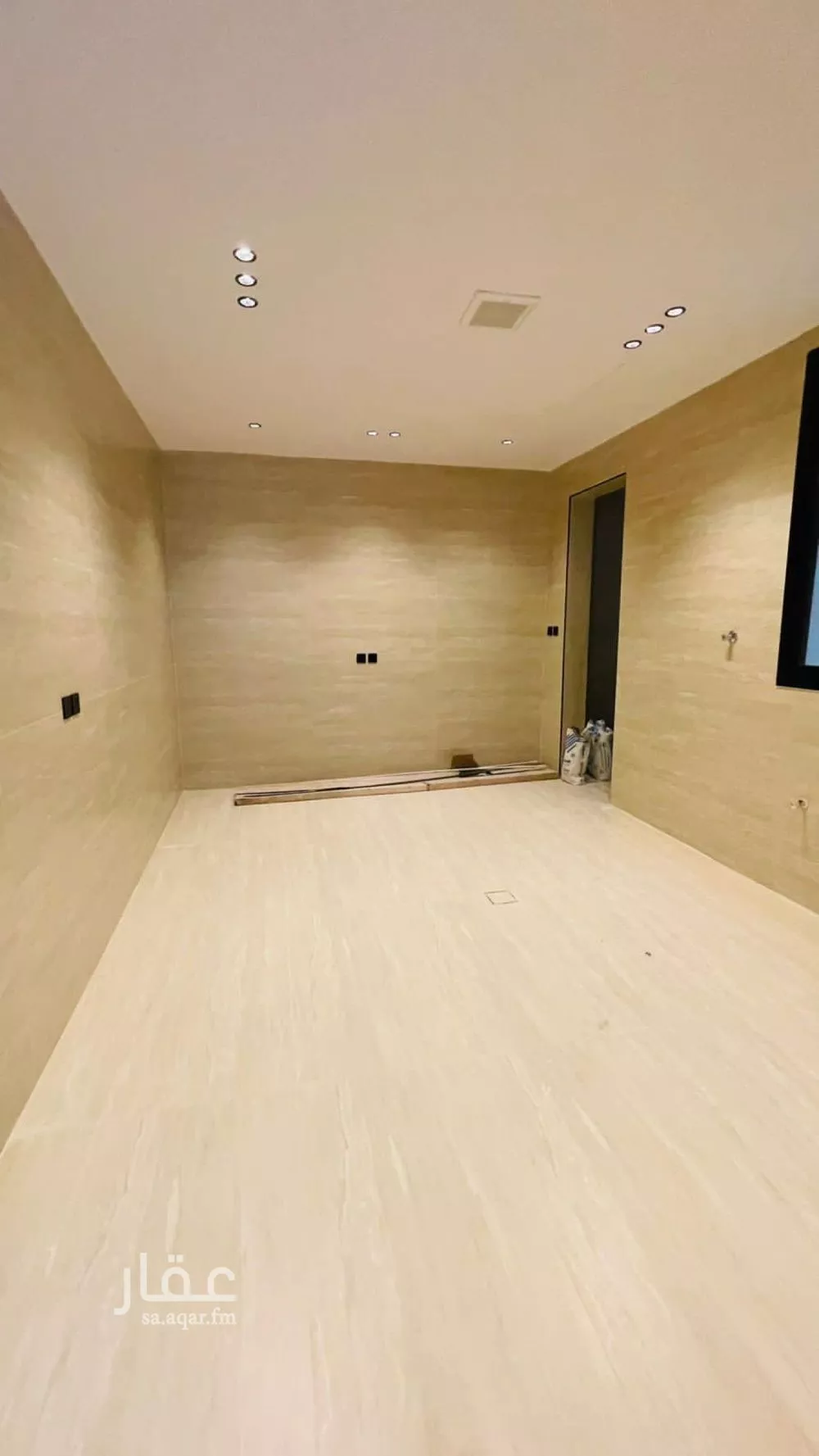 5 bedroom villa in Al Uraija Al Gharbiyah 12