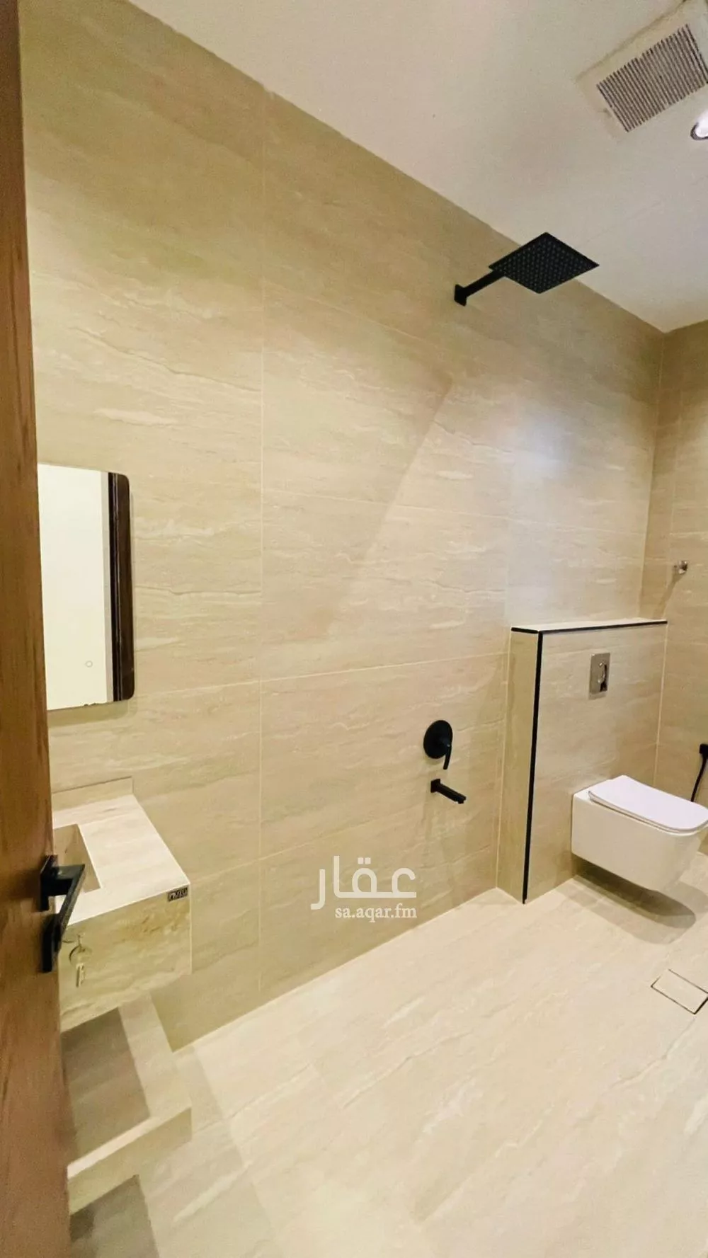 5 bedroom villa in Al Uraija Al Gharbiyah 18