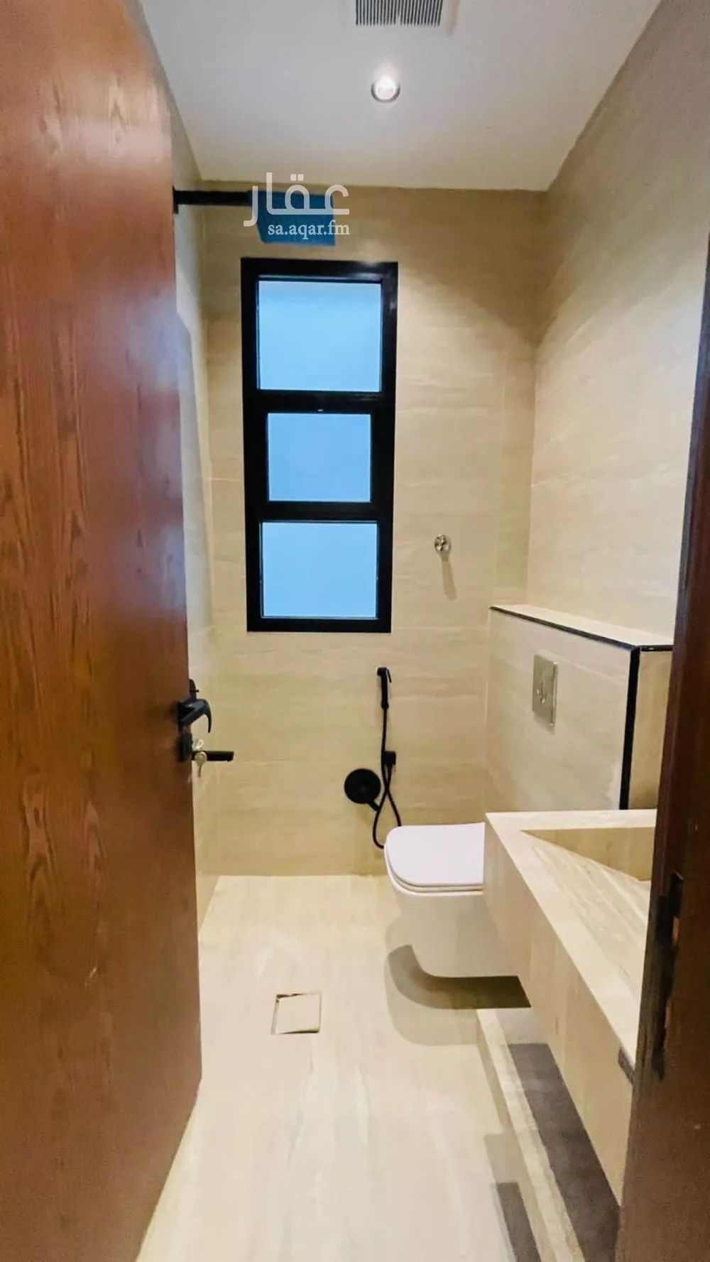 5 bedroom villa in Al Uraija Al Gharbiyah 19