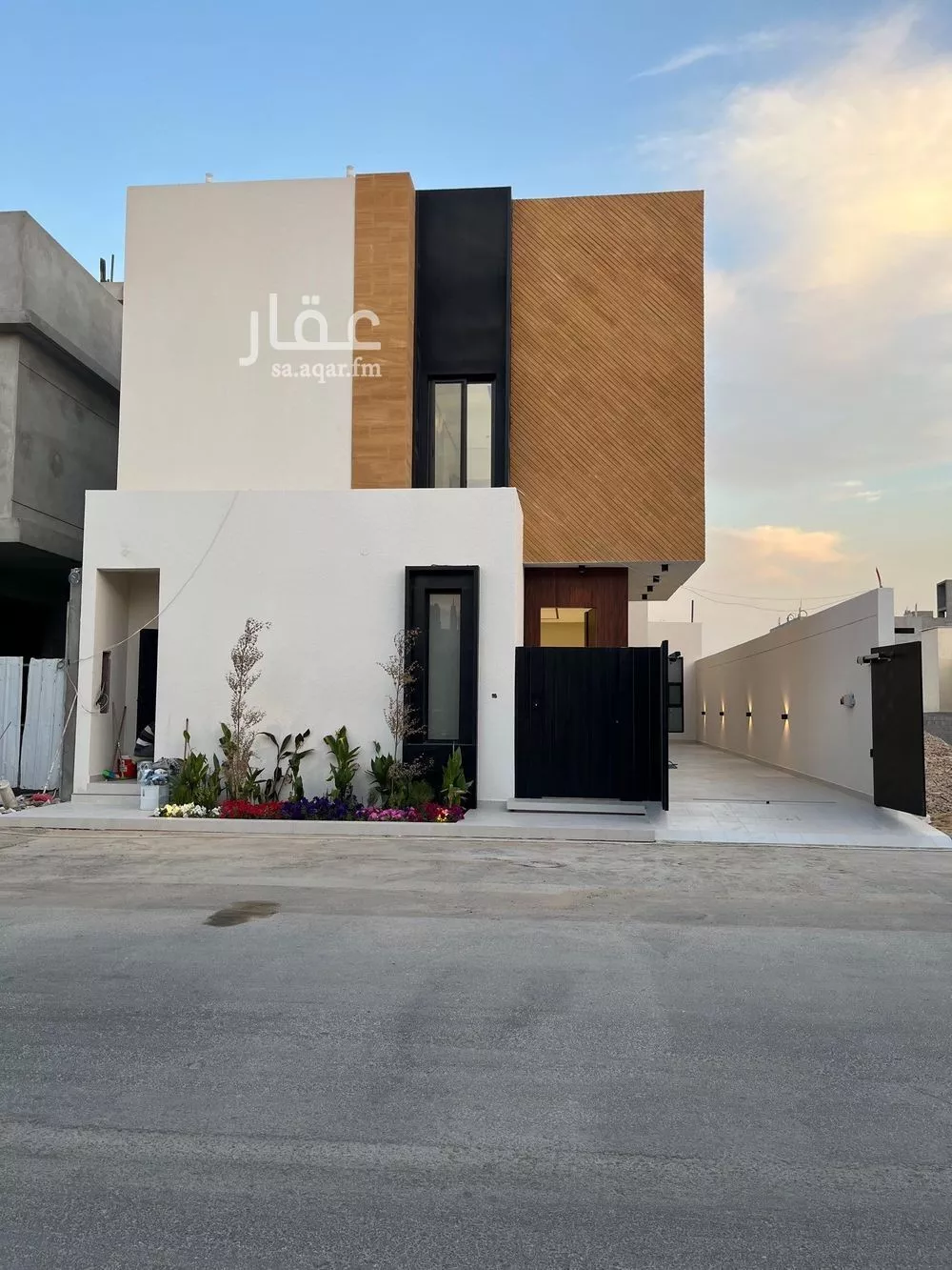 6 bedroom villa in Al Mahdiyyah 3