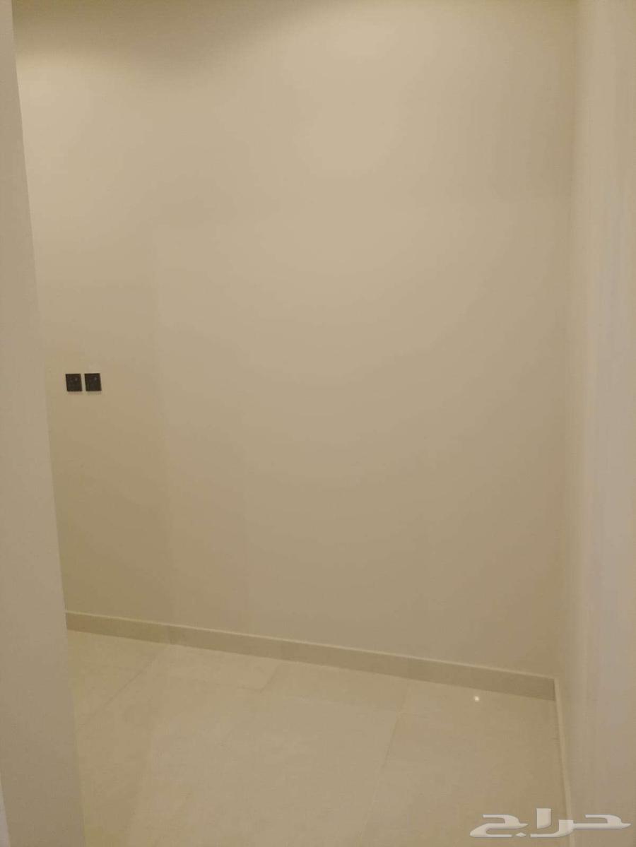 شقة 1 غرف في البيان 20