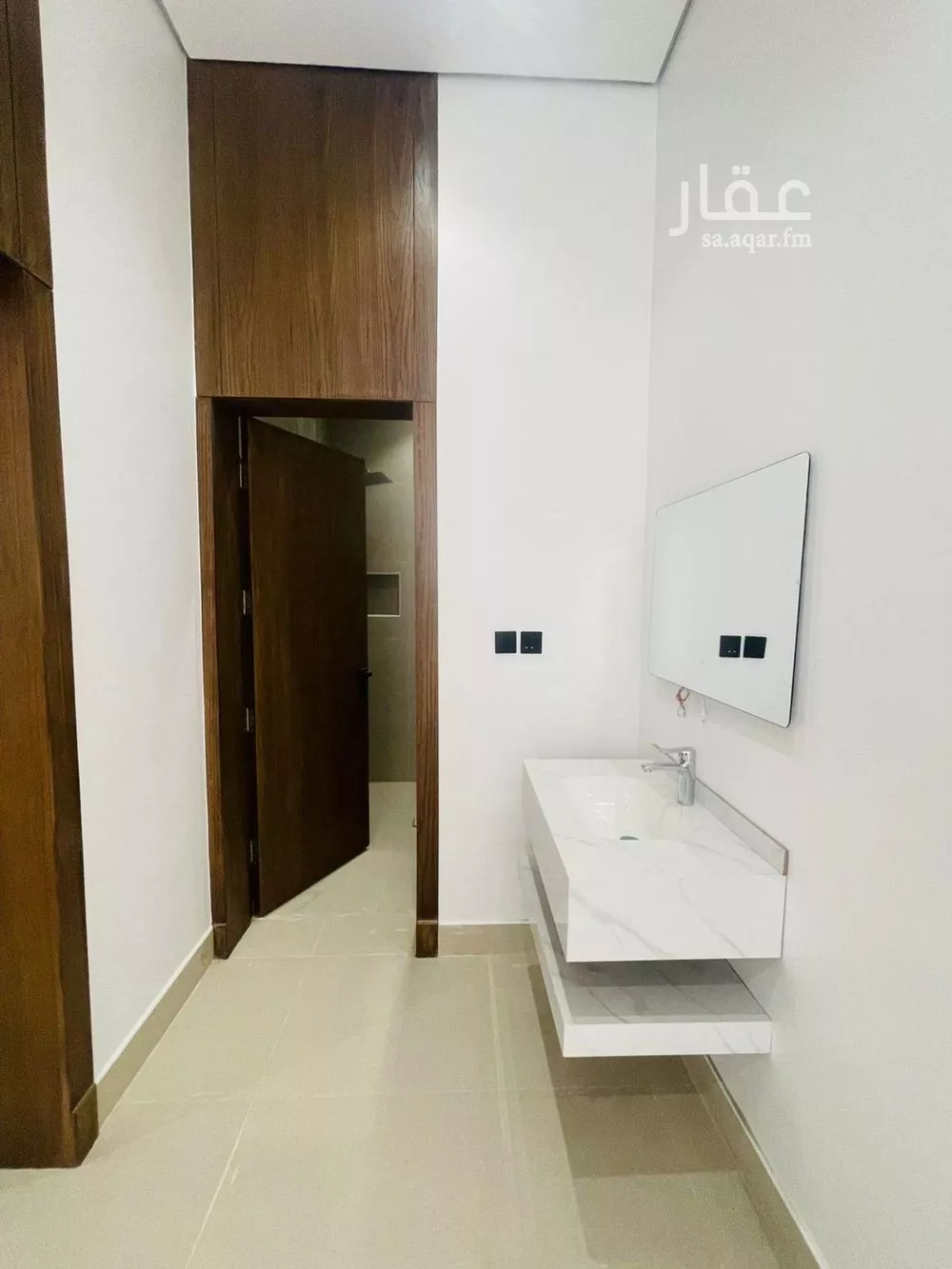 4 bedroom villa in Al Maizilah 18