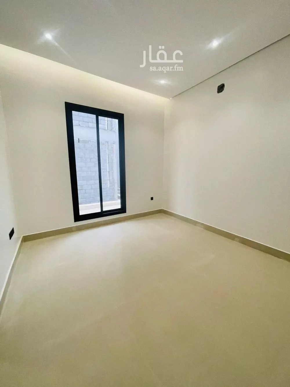 4 bedroom villa in Al Maizilah 6
