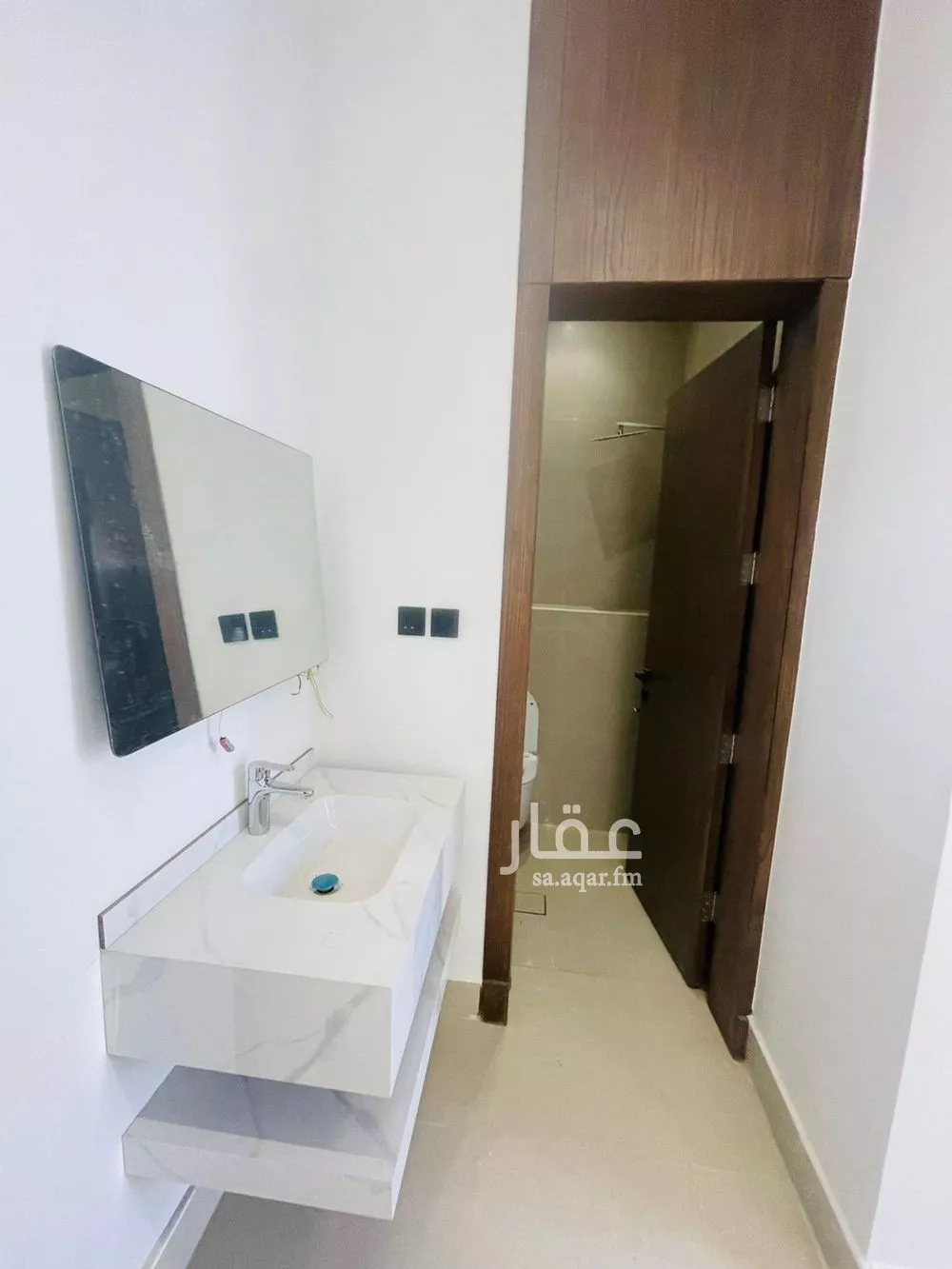 4 bedroom villa in Al Maizilah 9