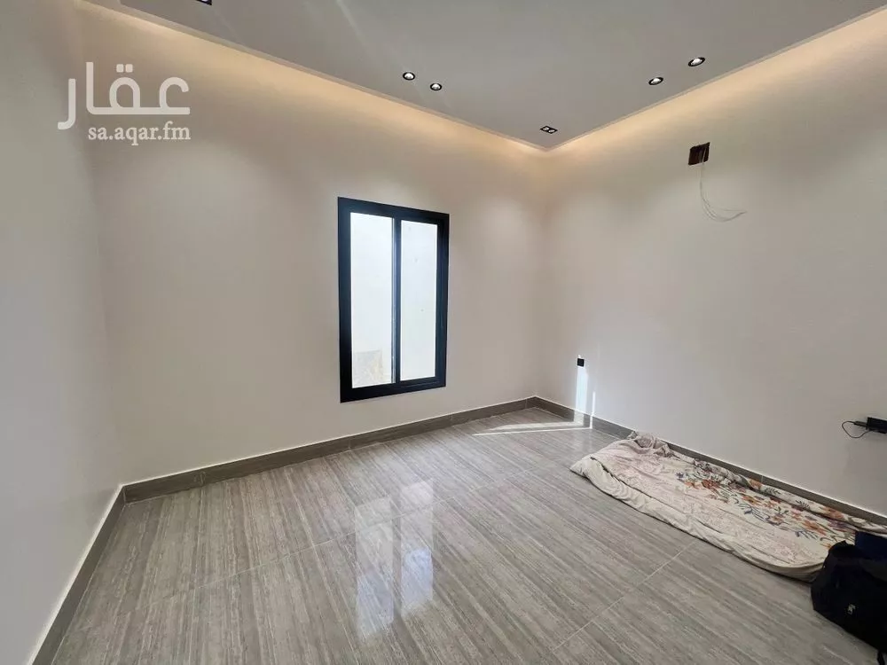 4 bedroom villa in Al Janadriyah 7