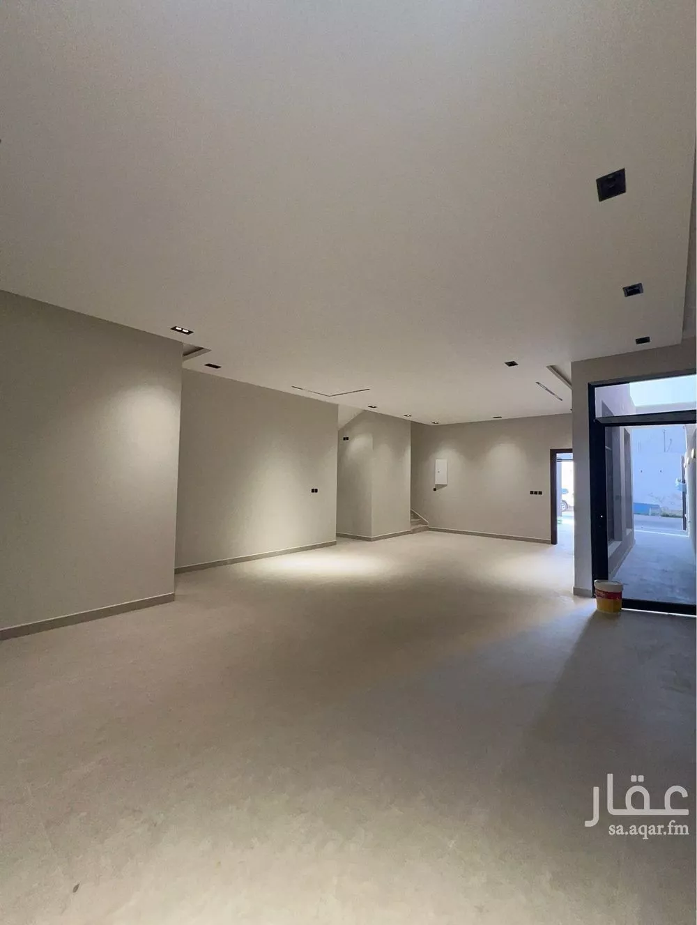 5 bedroom villa in Al Rimal 6