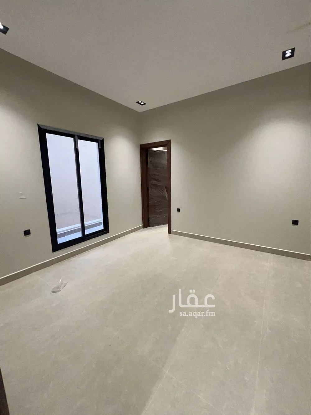 5 bedroom villa in Al Rimal 10