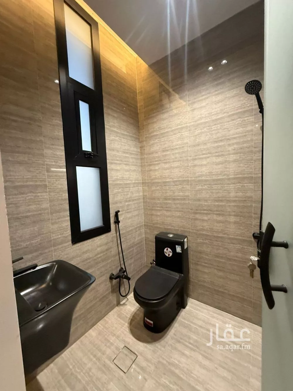 5 bedroom villa in Al Mahdiyyah 22