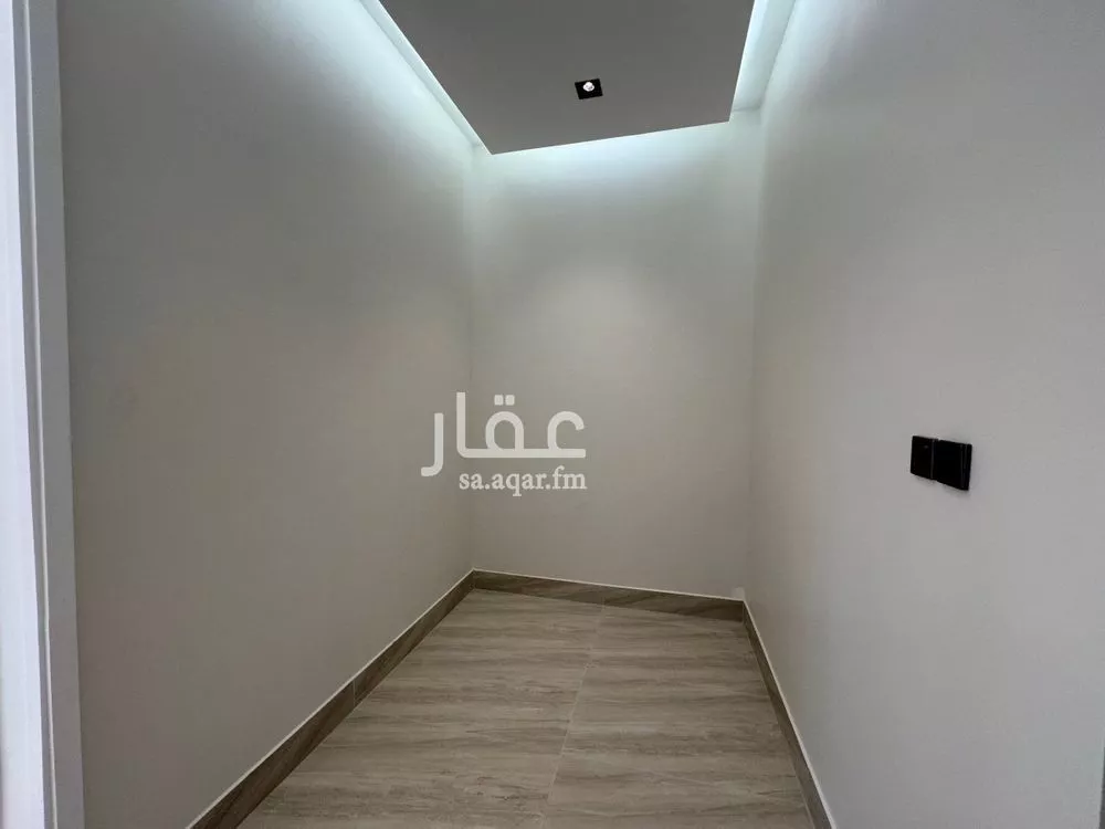 فيلا 5 غرف في الرمال 24