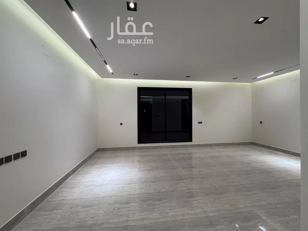 5 bedroom villa in Al Rimal 5