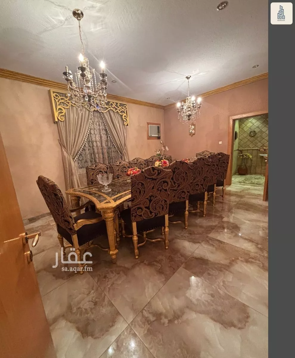 فيلا 5 غرف في المروج 6