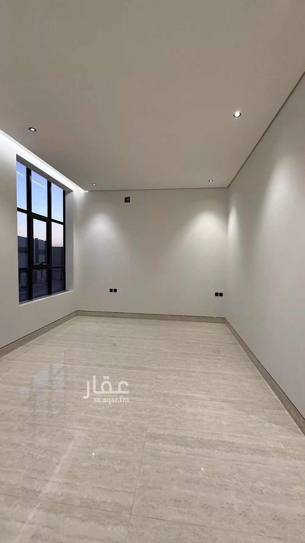 فيلا 6 غرف في المهدية 12