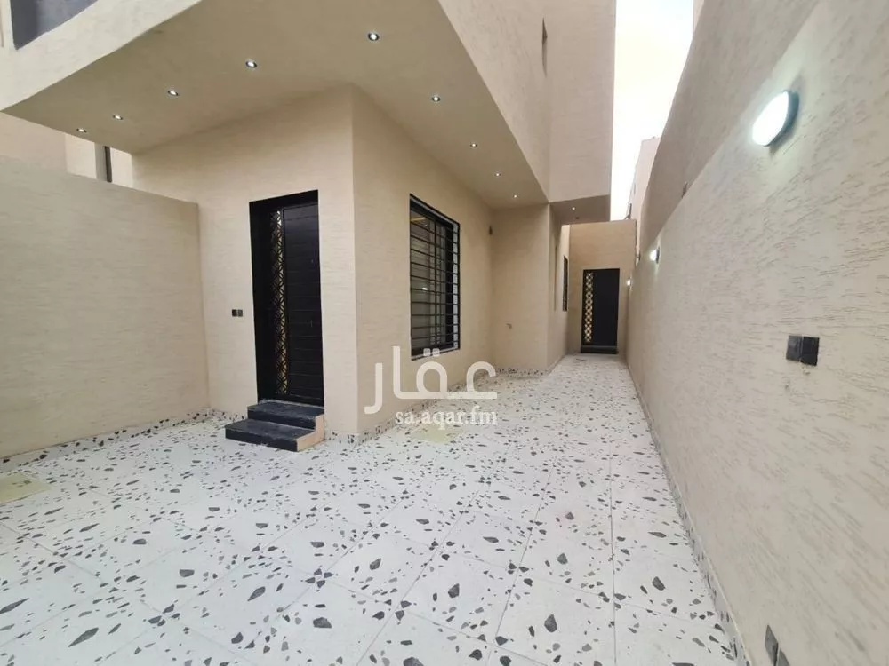 5 bedroom villa in Badr 2