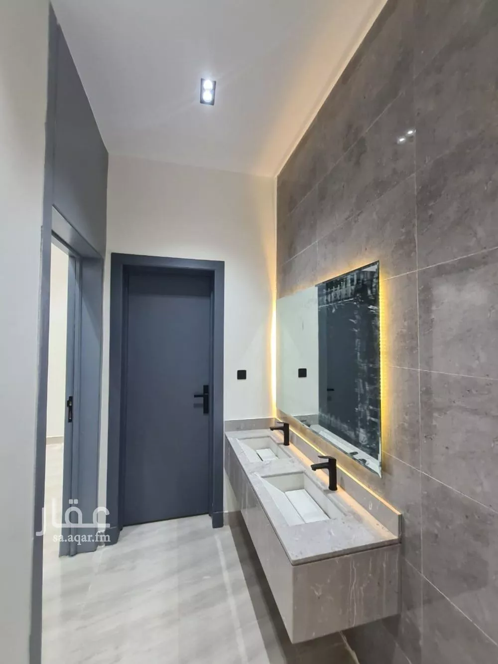 5 bedroom villa in Badr 3