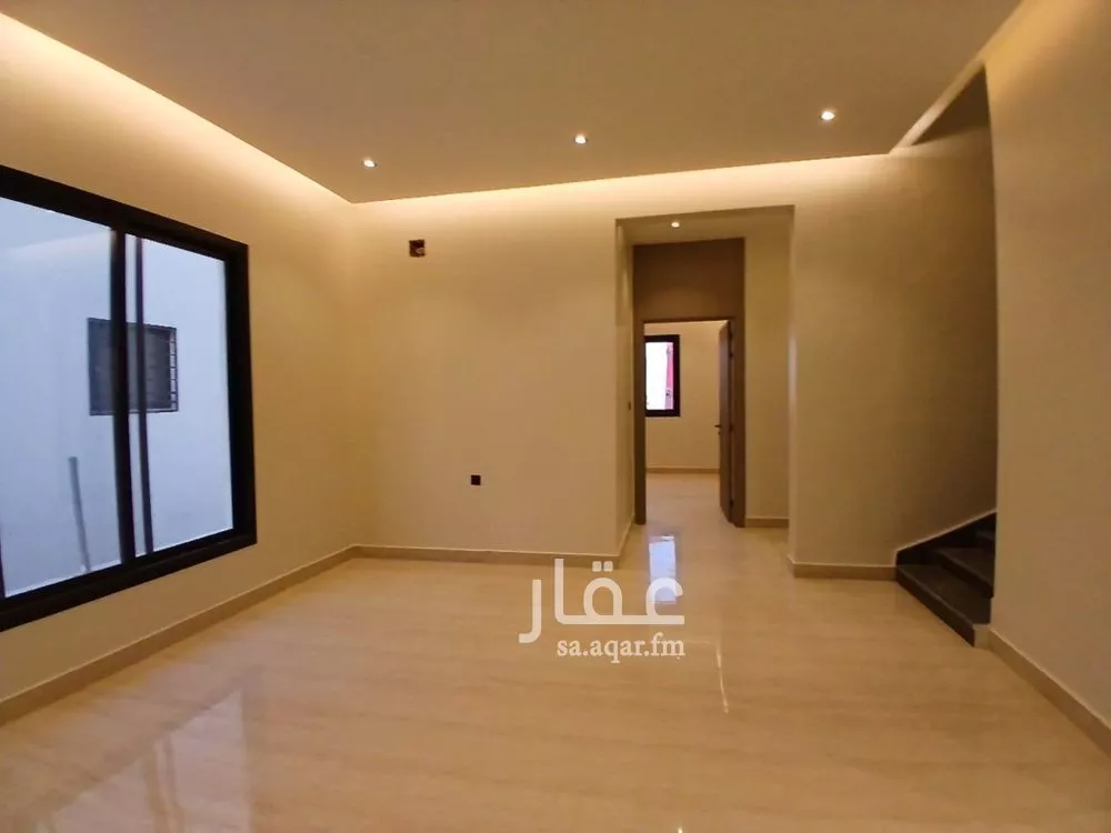 7 bedroom duplex in Al Janadriyah 13