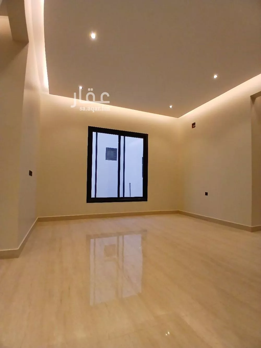 7 bedroom duplex in Al Janadriyah 5