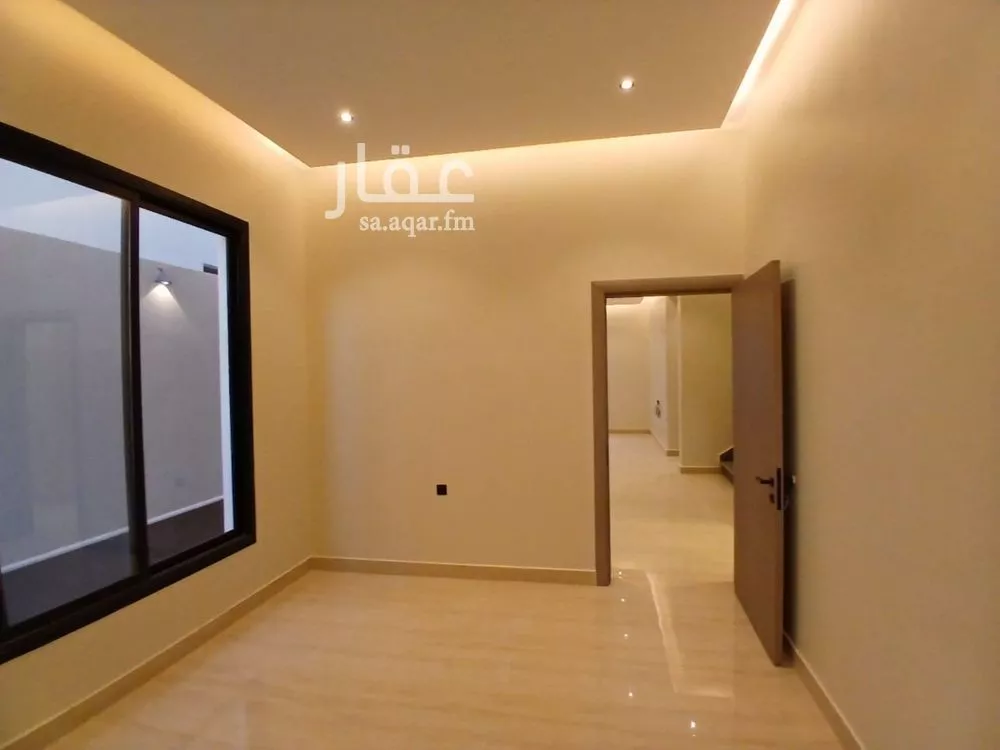 7 bedroom duplex in Al Janadriyah 7