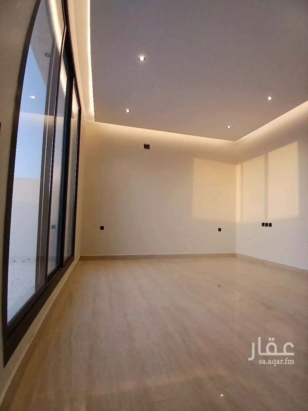 7 bedroom duplex in Al Janadriyah 9