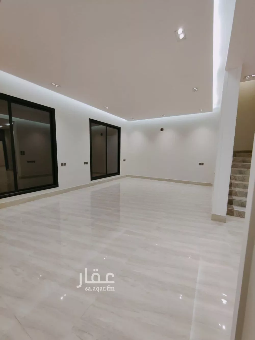 فيلا 7 غرف في الرمال 7