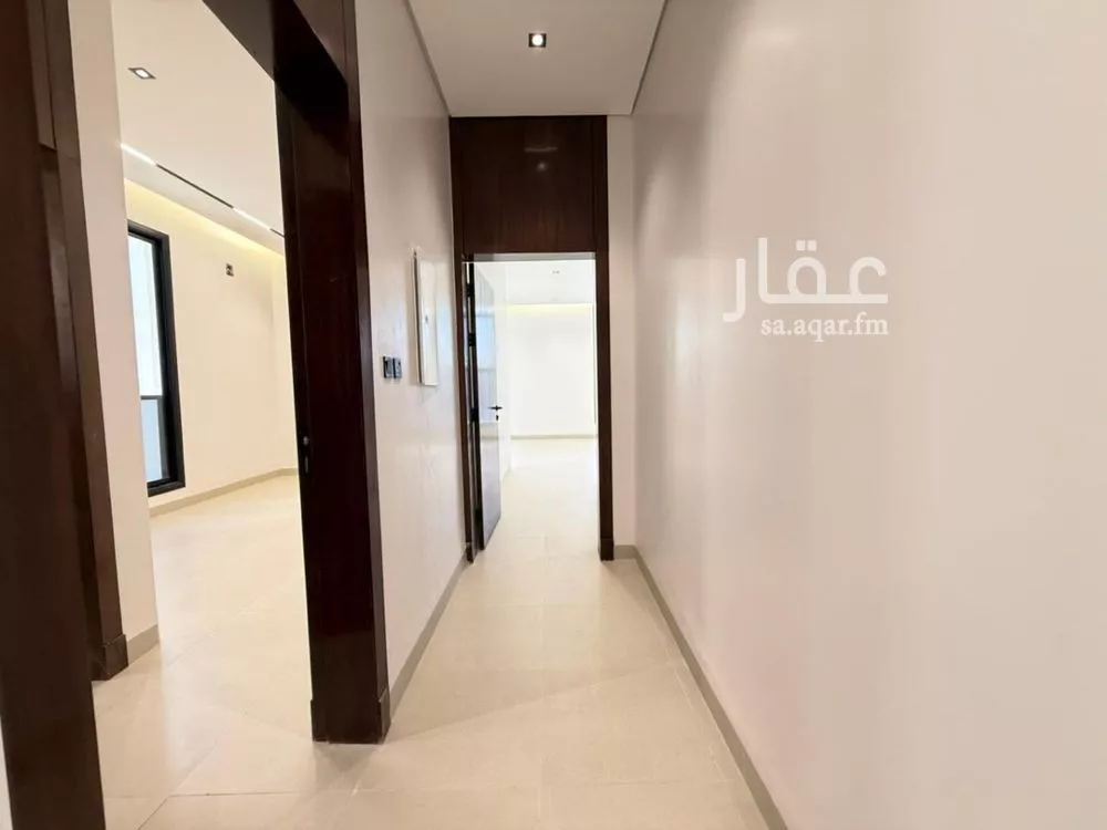 فيلا 7 غرف في الرمال 11