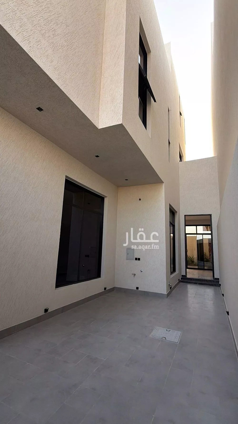 5 bedroom villa in Al Mahdiyyah 2