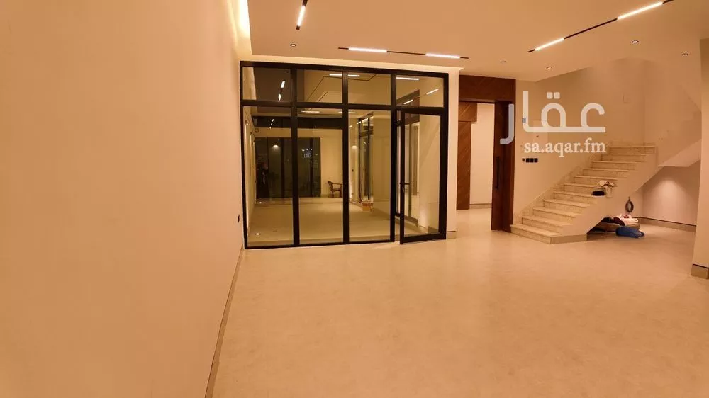 5 bedroom villa in Al Mahdiyyah 3