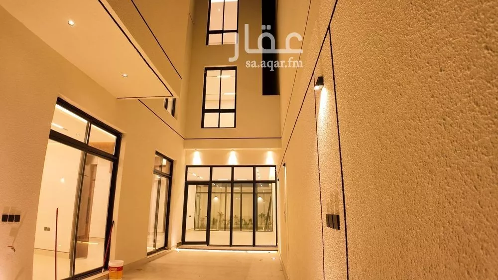 5 bedroom villa in Al Mahdiyyah 4