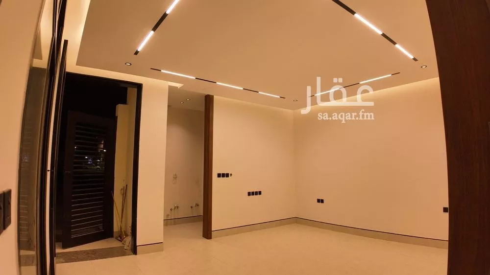 5 bedroom villa in Al Mahdiyyah 5