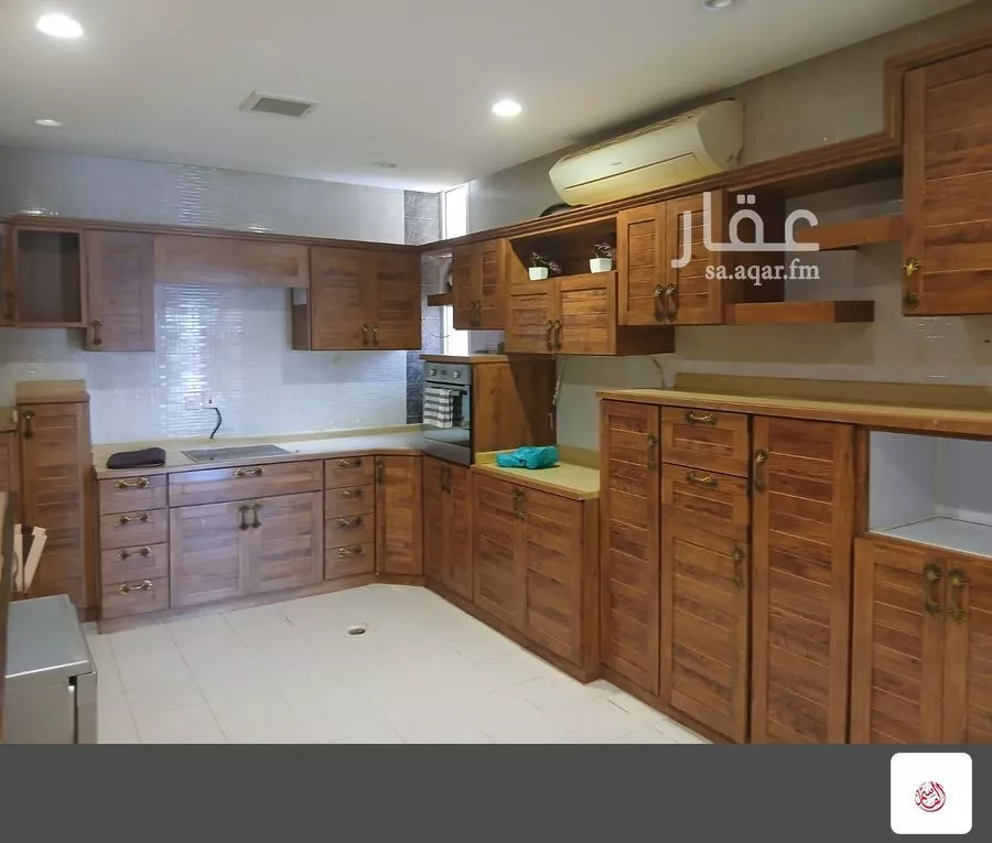 فيلا 4 غرف في لبن 23