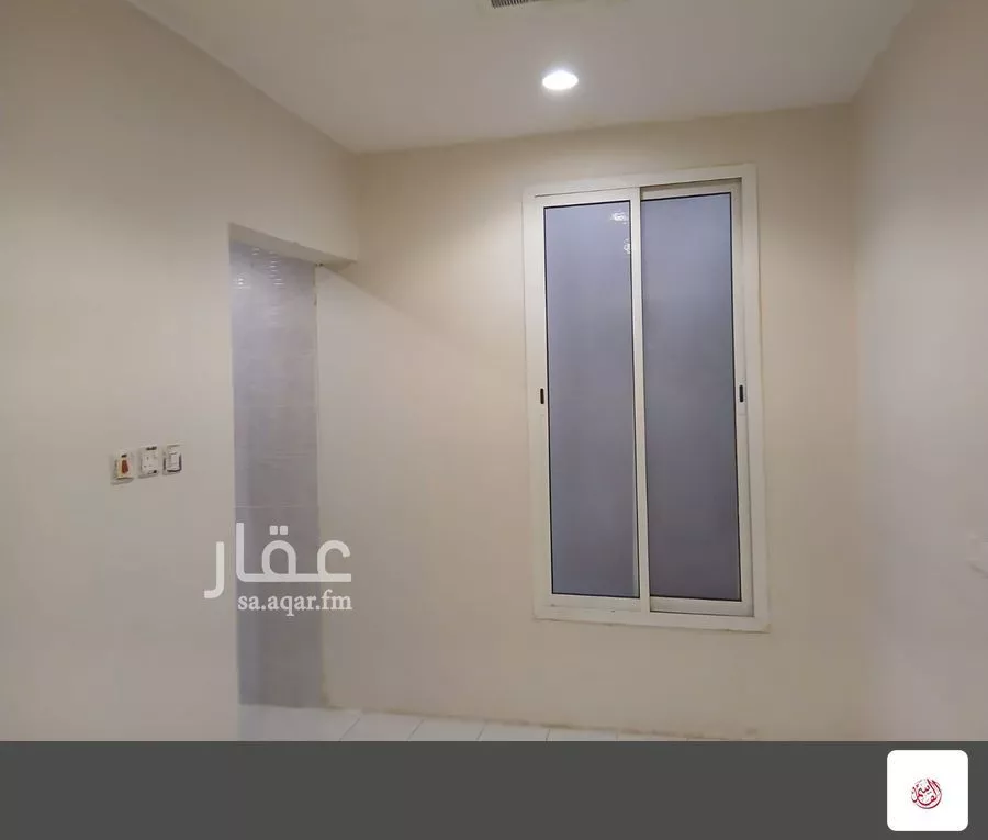 فيلا 4 غرف في لبن 8