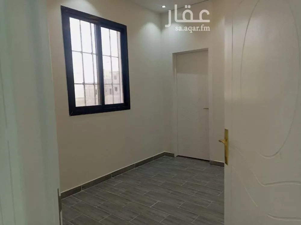 فيلا 5 غرف في الرمال 7