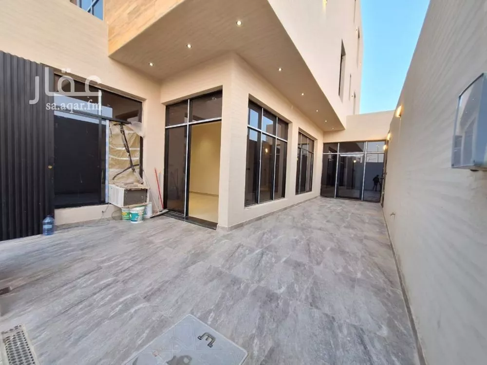 6 bedroom villa in Qurtubah 2