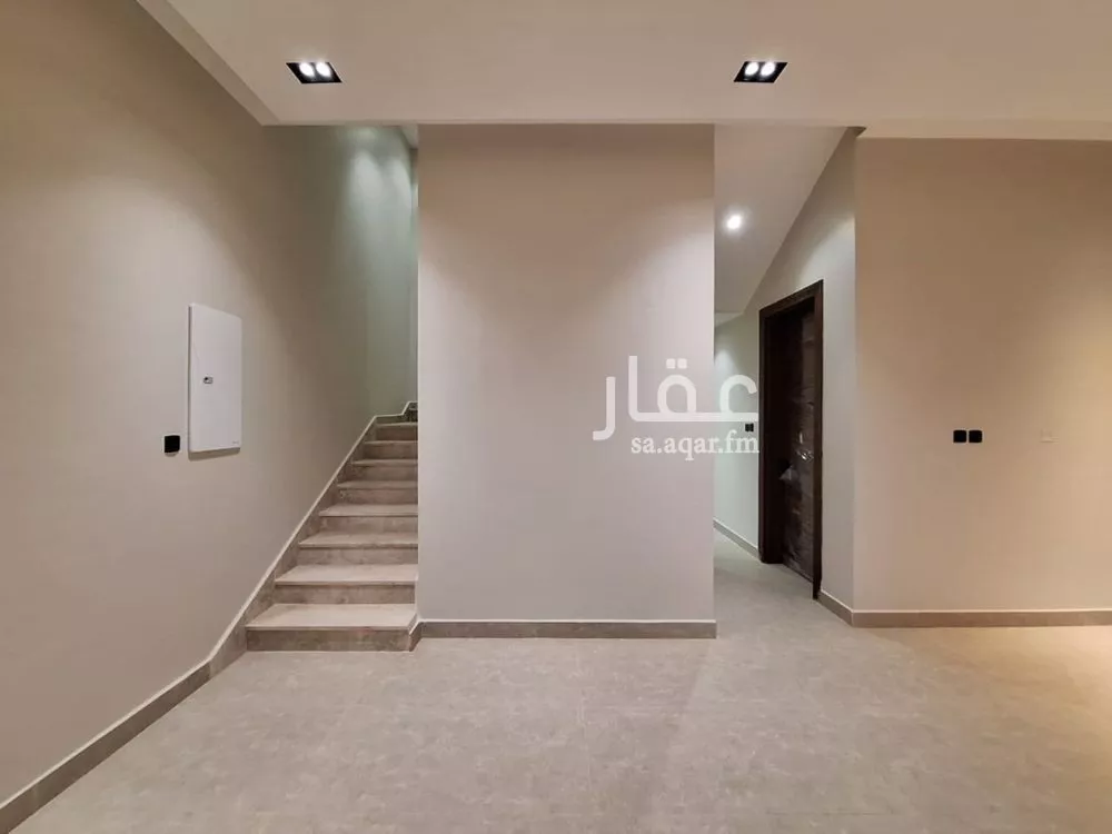 6 bedroom villa in Qurtubah 18