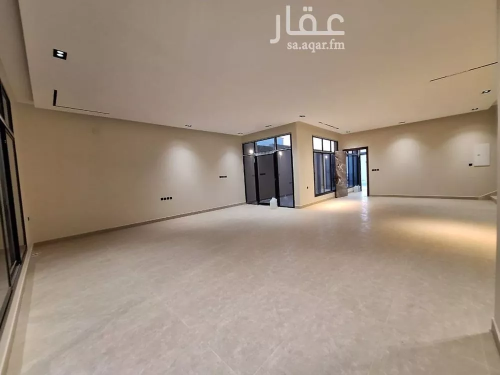 6 bedroom villa in Qurtubah 21