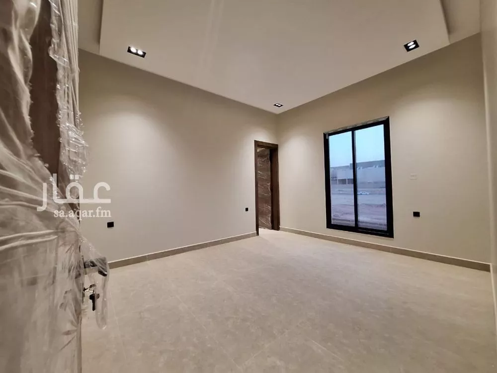 6 bedroom villa in Qurtubah 10