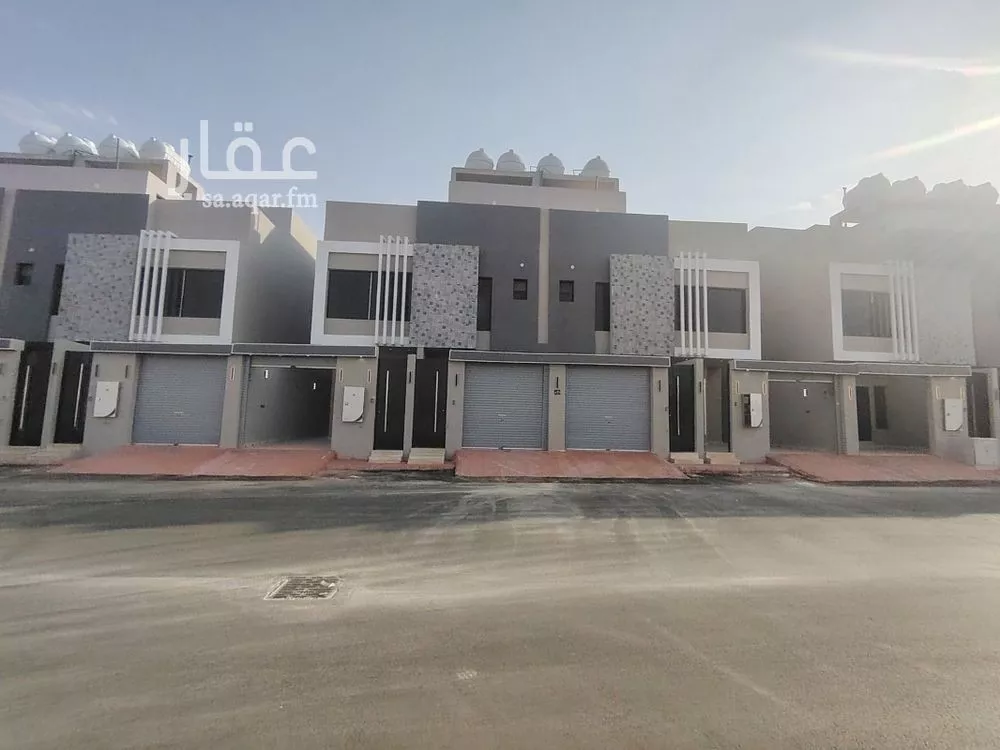 5 bedroom duplex in Badr 2