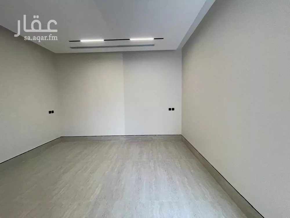 فيلا 4 غرف في النرجس 22