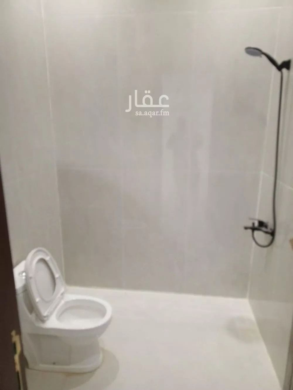 6 bedroom villa in Al Janadriyah 16