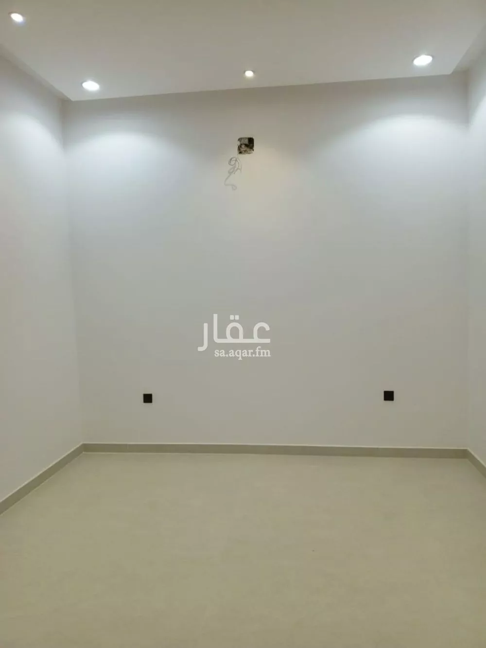 6 bedroom villa in Al Janadriyah 17