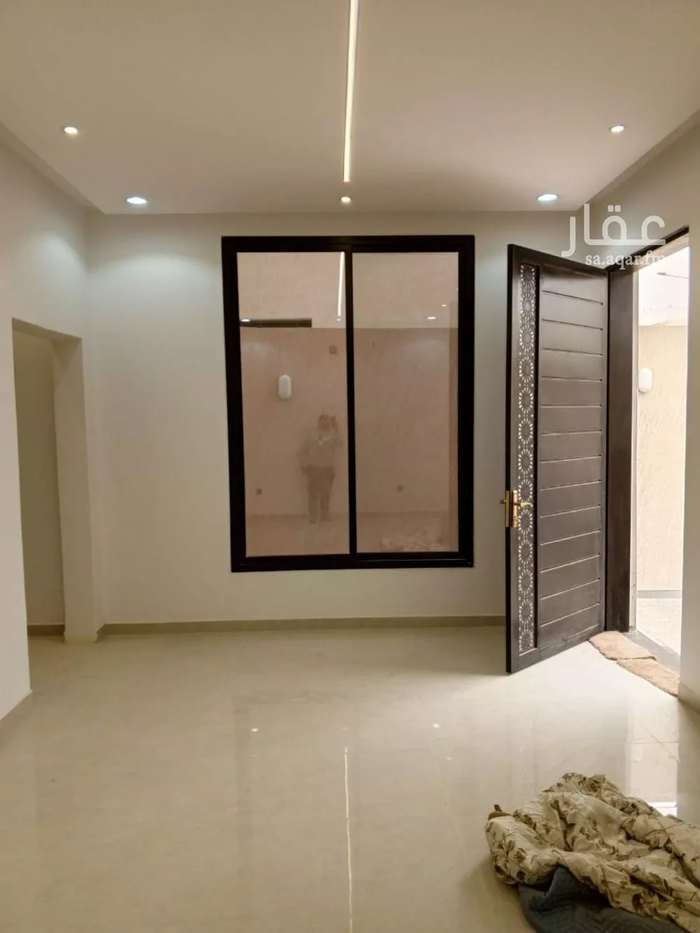 6 bedroom villa in Al Janadriyah 19
