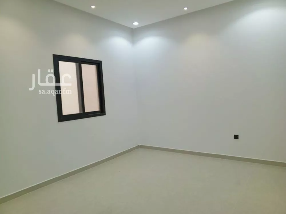 6 bedroom villa in Al Janadriyah 8