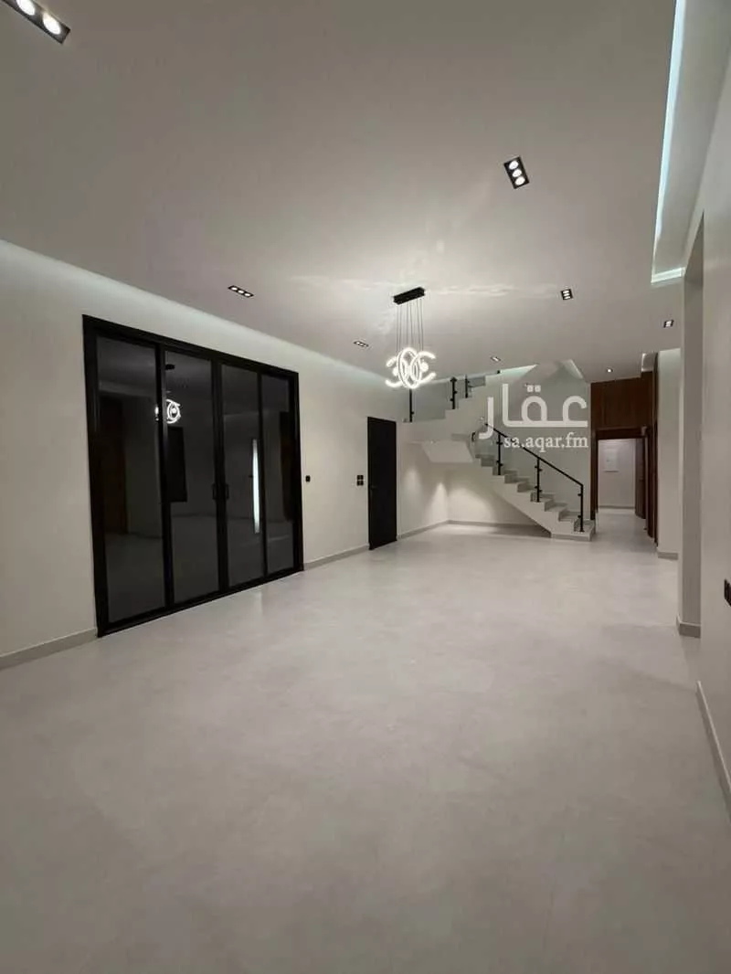 5 bedroom villa in Al Rimal 18