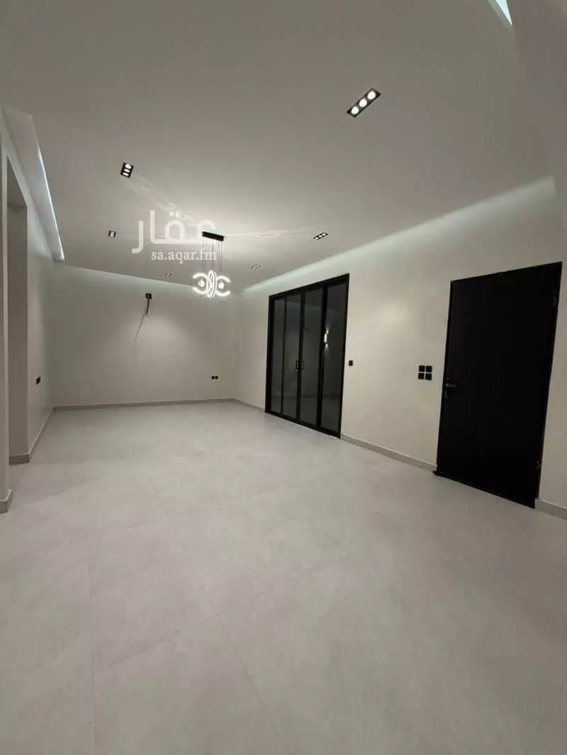 5 bedroom villa in Al Rimal 4
