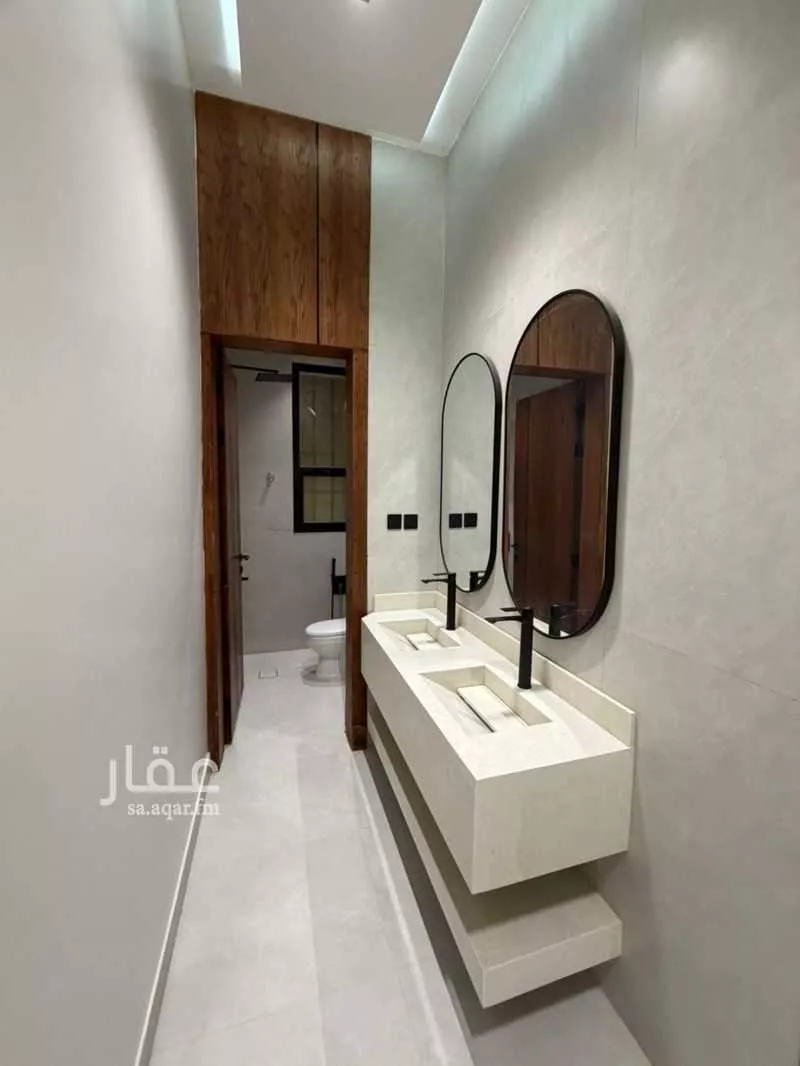 5 bedroom villa in Al Rimal 10