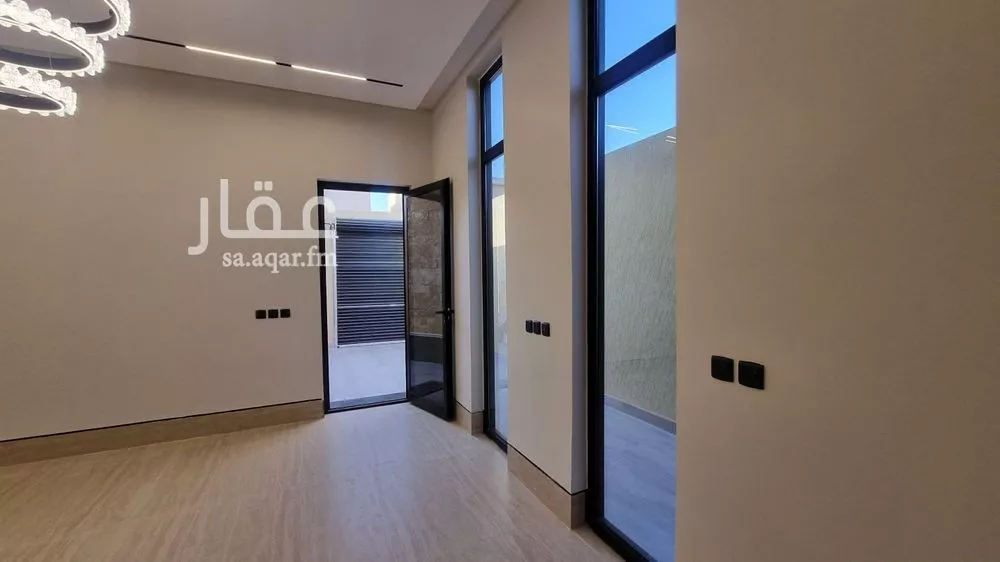 3 bedroom villa in Al Aridh 13