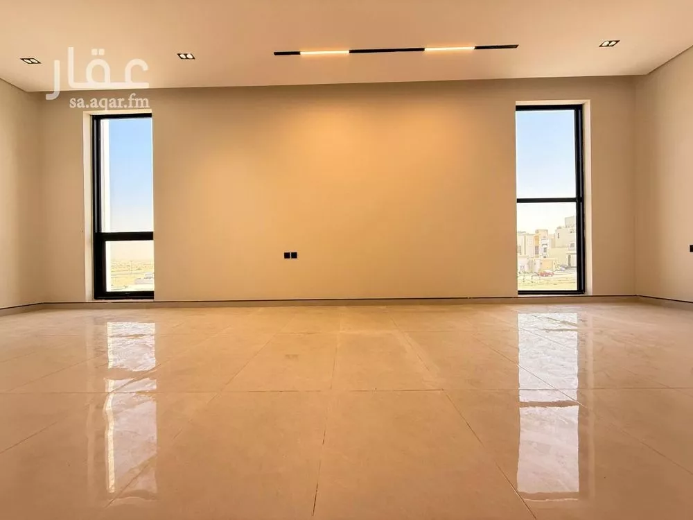 فيلا 6 غرف في الرمال 21